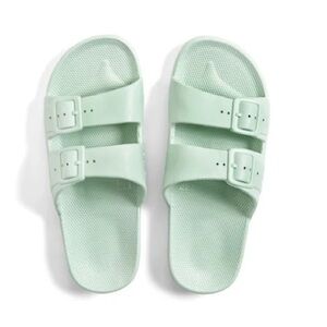 Freedom Moses Sage Slides, Size M 9/10 W 11/12